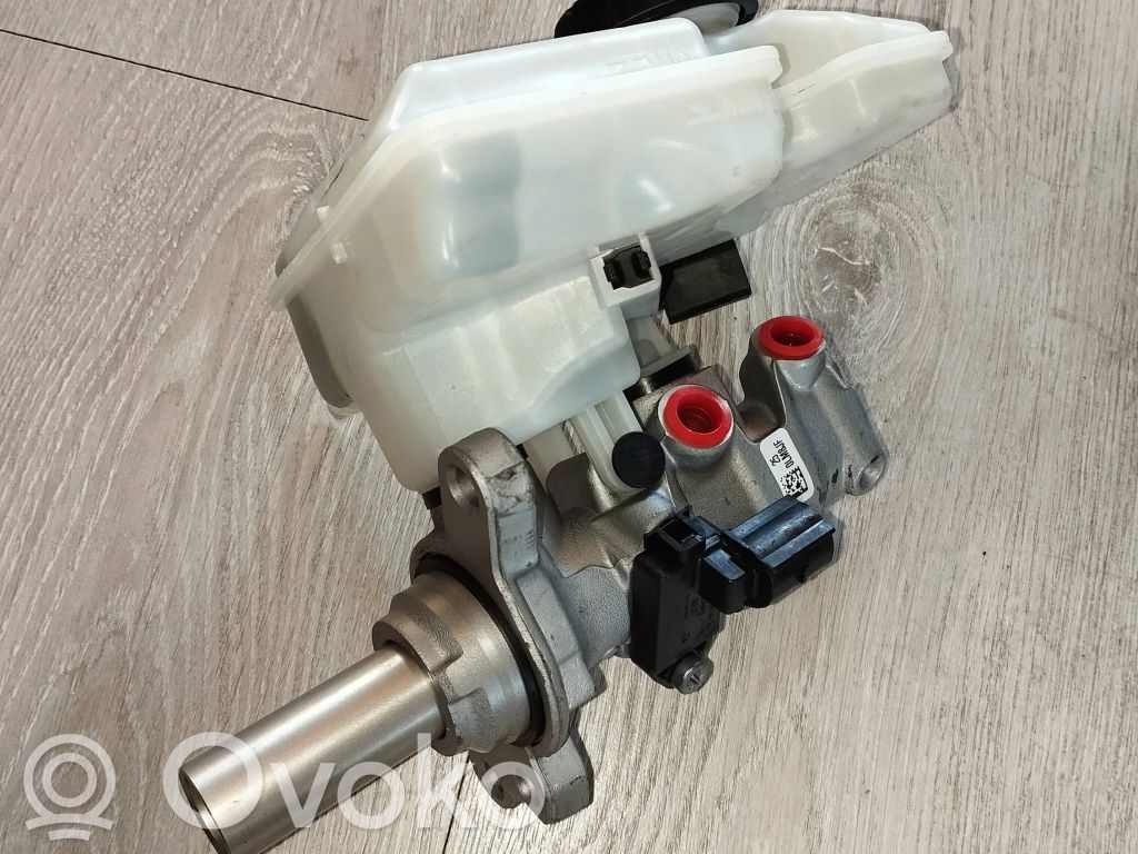 Volkswagen Golf VII Główny cylinder hamulca 