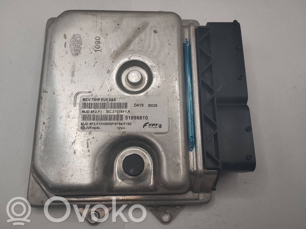 Peugeot Bipper Engine control unit/module 