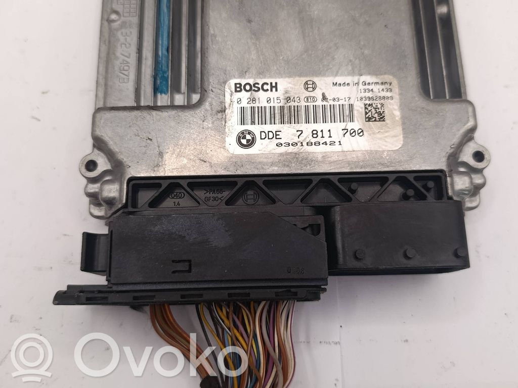 Moottorin ohjainlaite/moduuli   0281015043,030188421,7811700