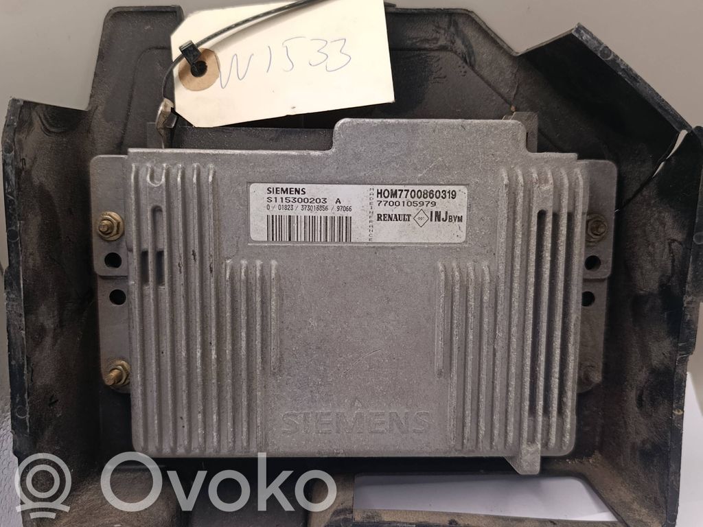 Renault Megane II Engine control unit/module 