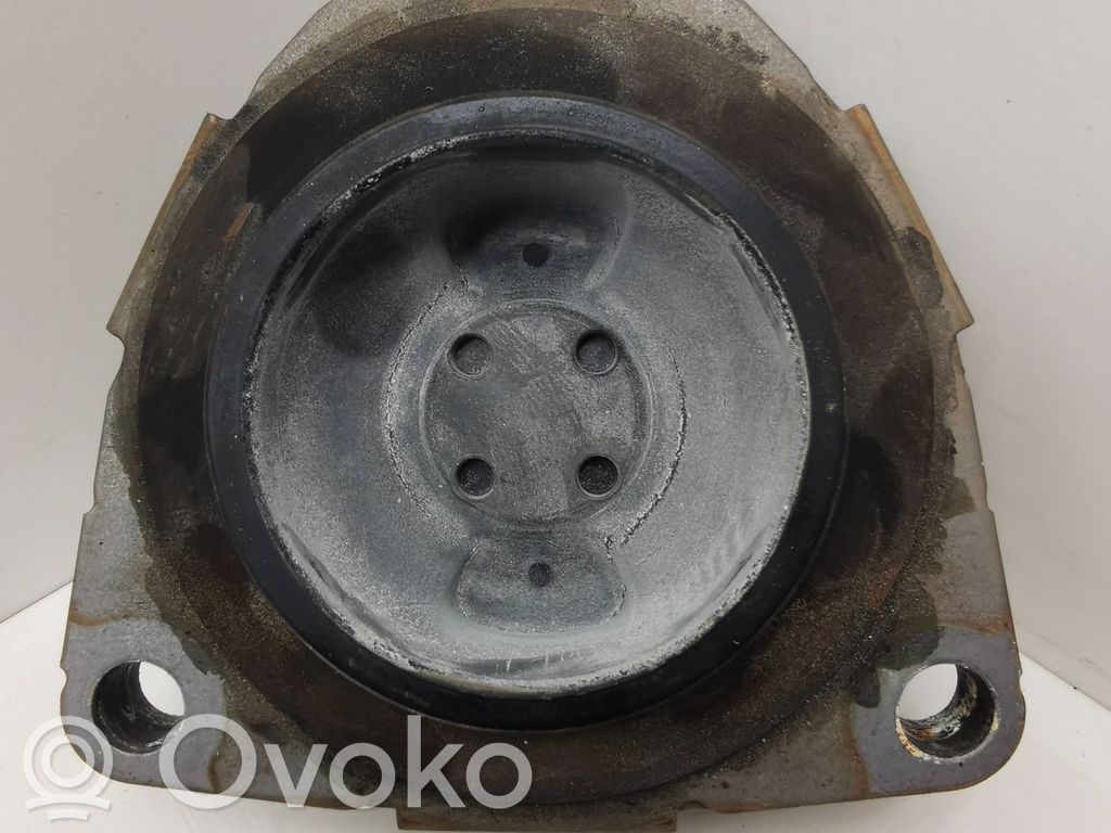 Dodge Durango Pārnesumkārbas spilvens 