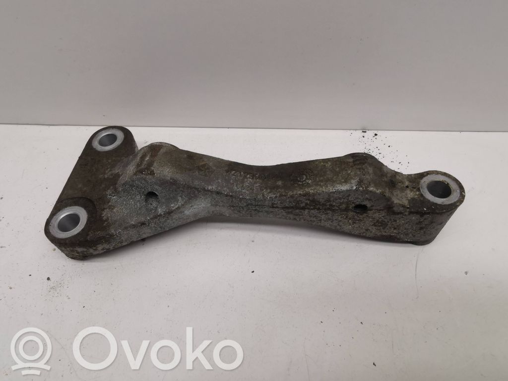 Chrysler Pacifica Driveshaft support bearing bracket 