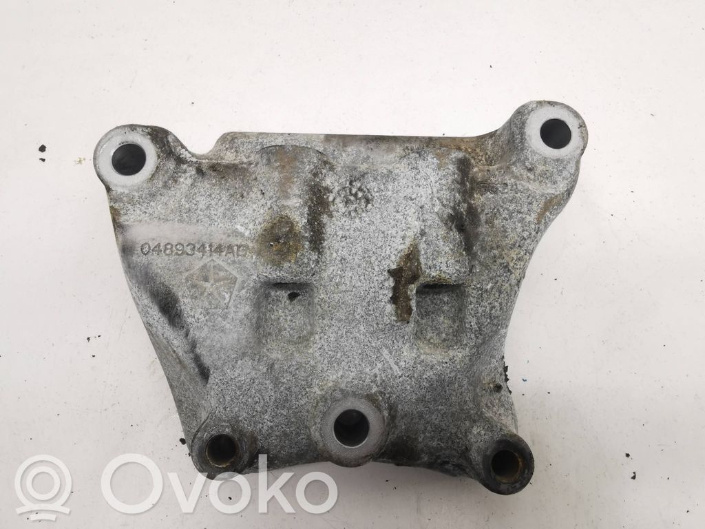 Chrysler Pacifica Suport motor 