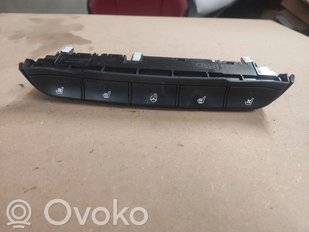 Hyundai Santa Fe Seat heating switch 
