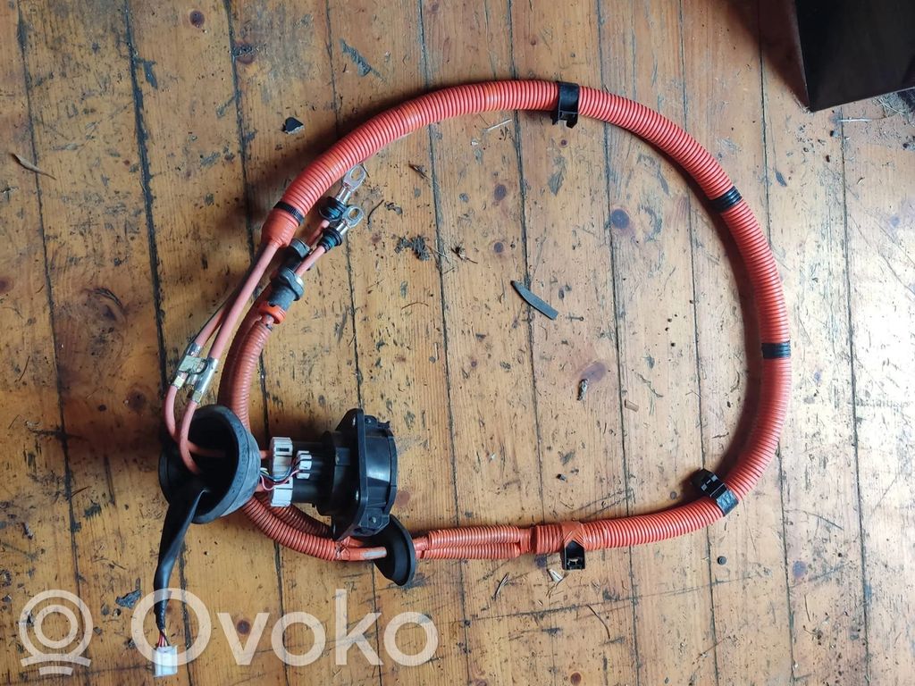 Mitsubishi Outlander Electric car charging cable 