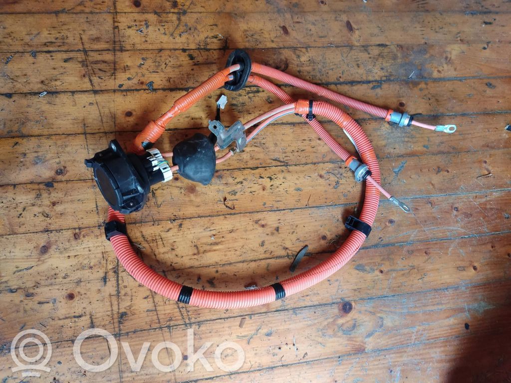 Mitsubishi Outlander Electric car charging cable 
