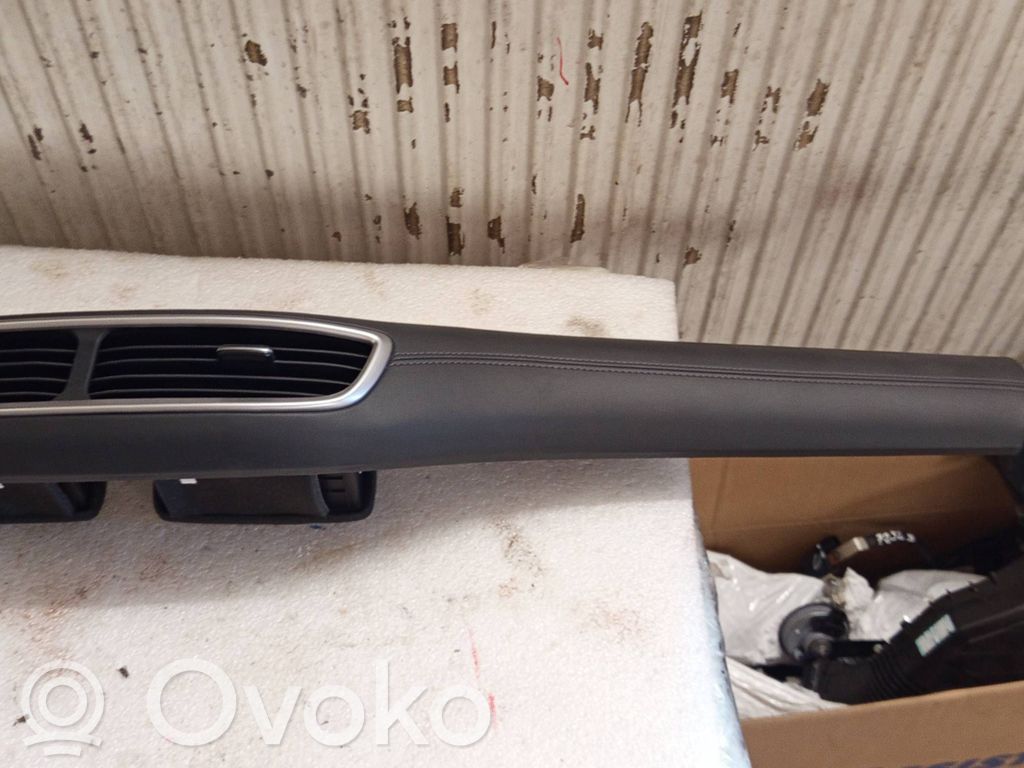 Hyundai Tucson TL Dash center air vent grill 