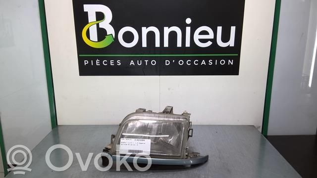 Renault Clio I Headlight/headlamp 