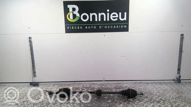 Opel Corsa C Półoś przednia 