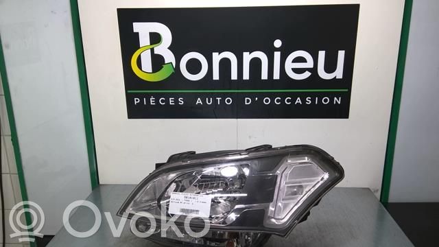 KIA Soul Lampa przednia 