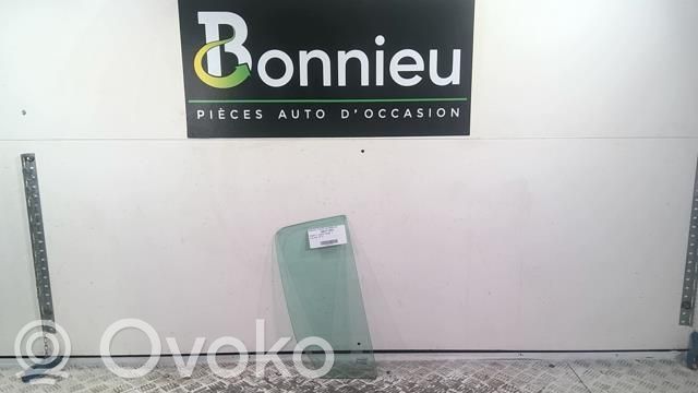 Rear side window