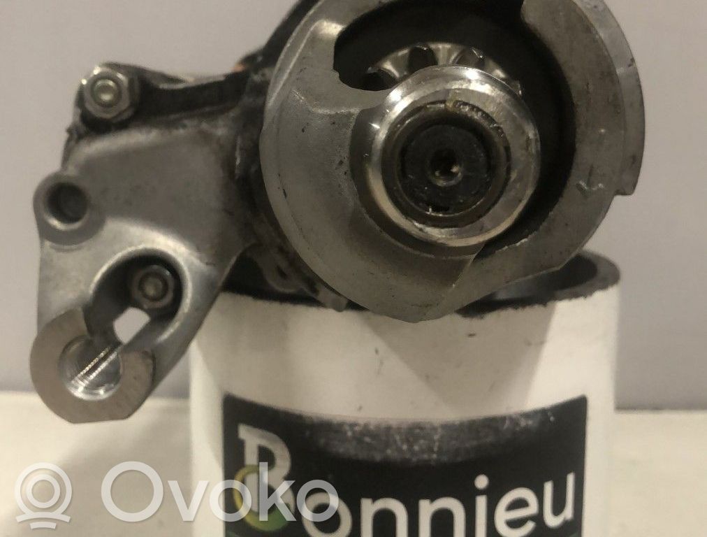 Motor de arranque   057911024