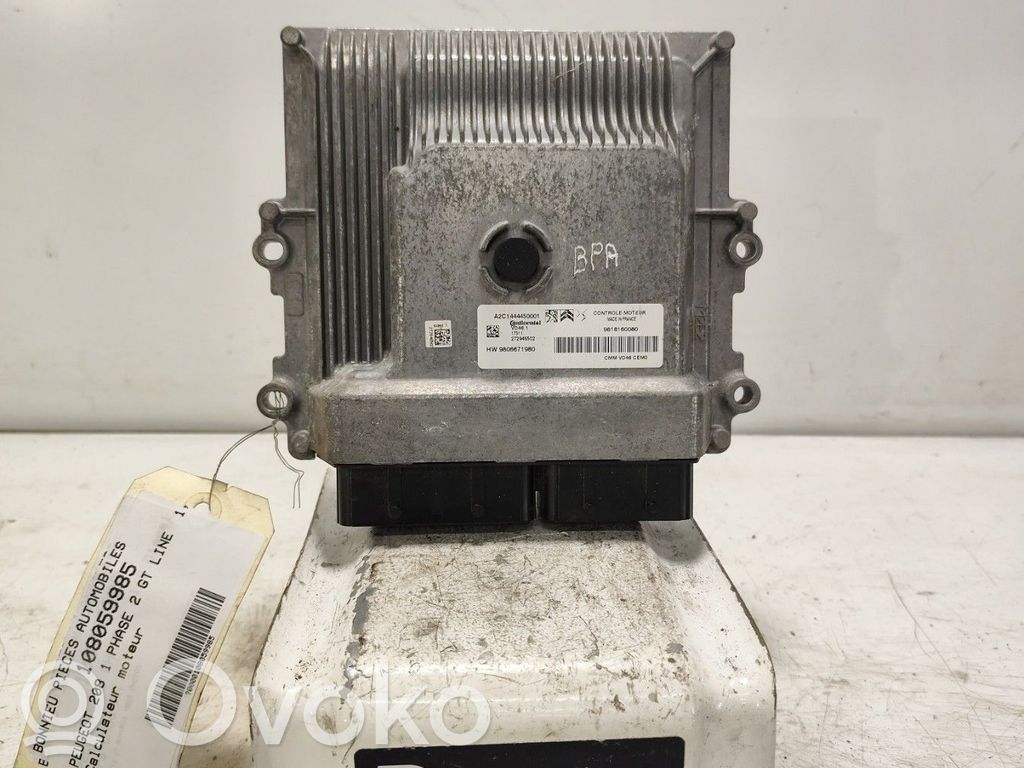 Peugeot 208 I Engine control unit/module 