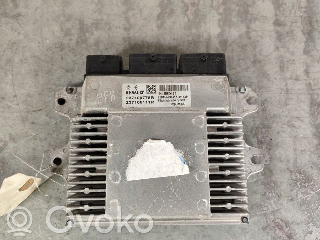 Engine control unit/module   237109778R