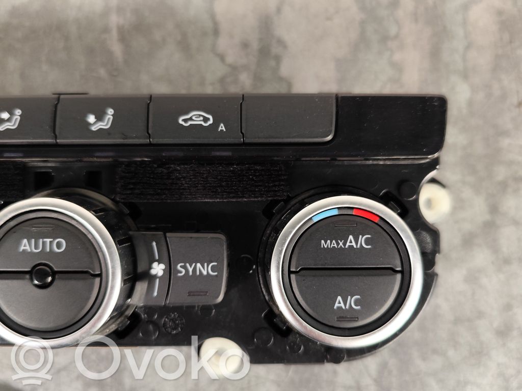 Climate control unit   3AA907044AF