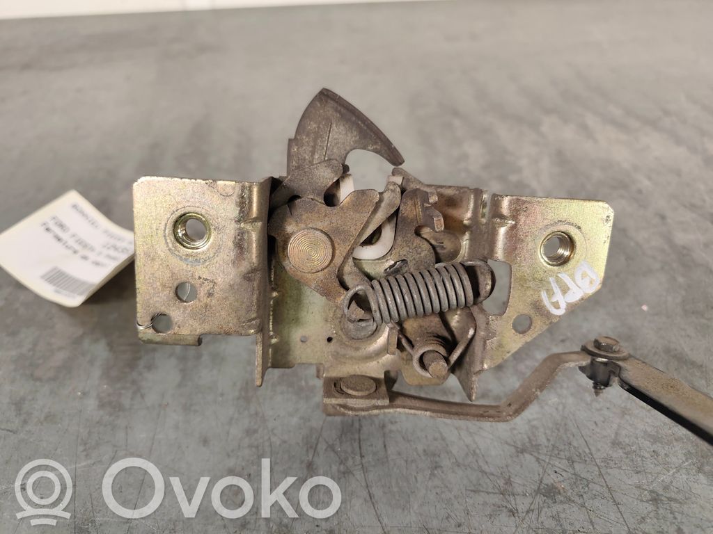 Ford Fiesta Engine bonnet/hood lock/catch 