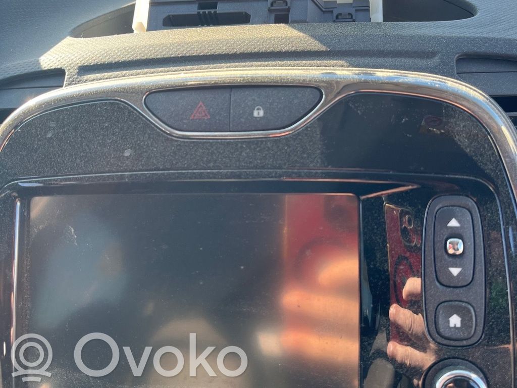 Renault Captur Unitate principală radio/CD/DVD/GPS 
