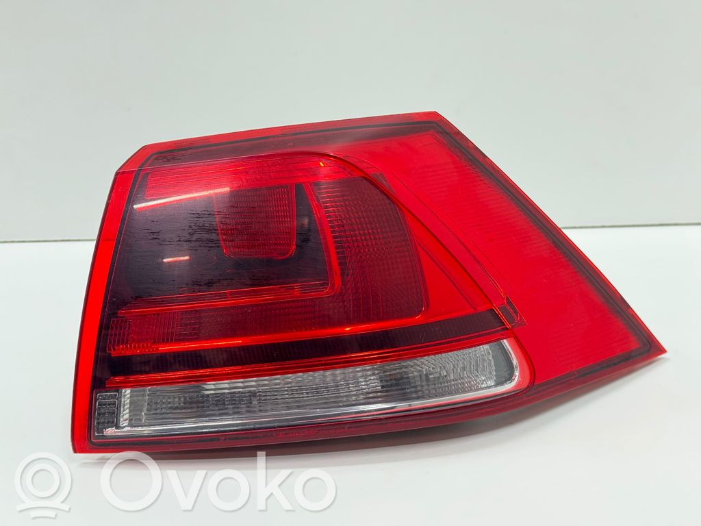 Volkswagen Golf VII Lampa tylna 