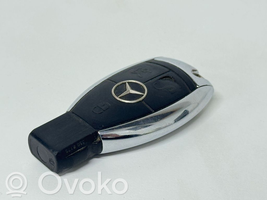 Mercedes-Benz C W204 Ignition key/card 