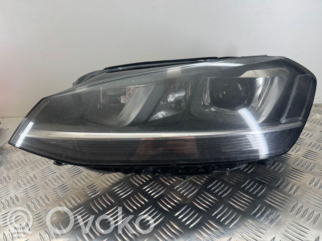 Volkswagen Golf VII Lampa przednia 