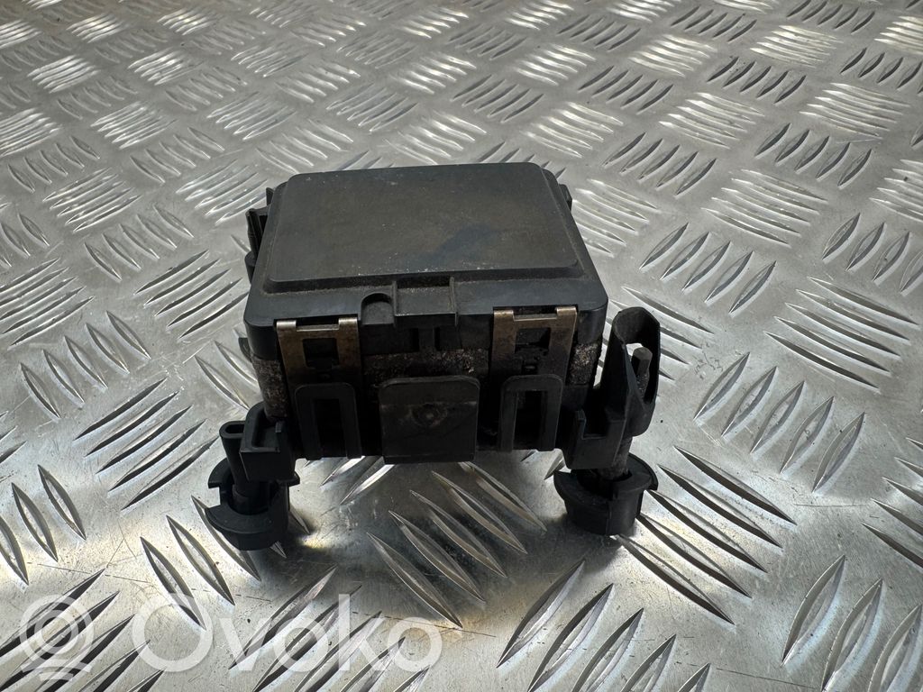 Volkswagen Golf VII Sensor de radar Distronic 