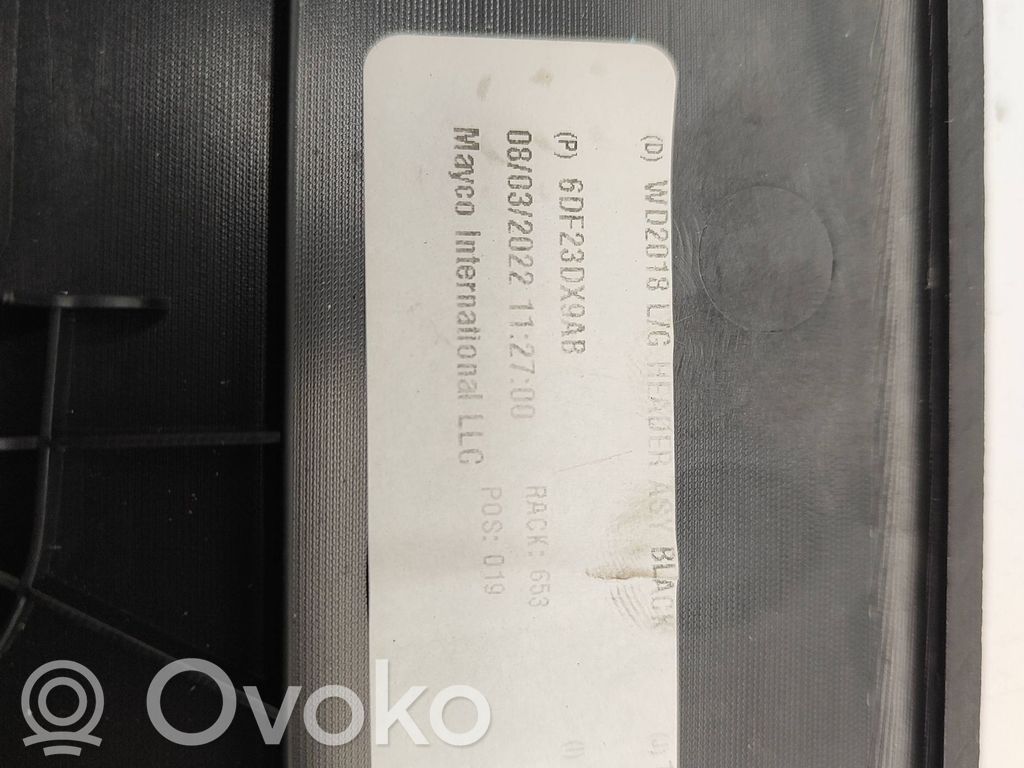 Viršutinė apdaila (prie lango)   102376003BL,102376000BLR,00308791
