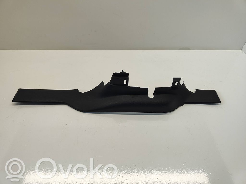 Dodge RAM Osłona dolna słupka / B 