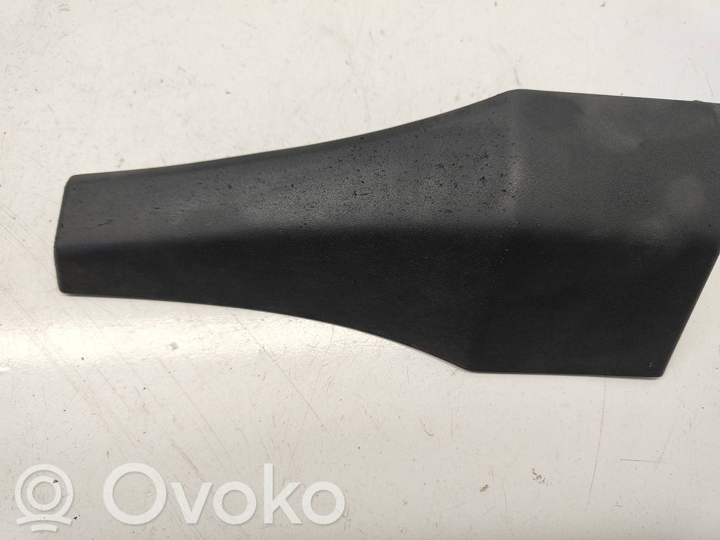 Eturoiskeläppä   68275917AA,93785,13415