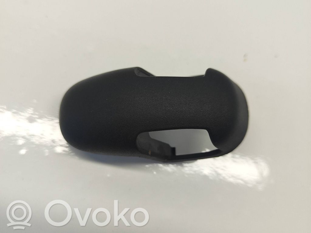 Dodge RAM Seat belt trim 