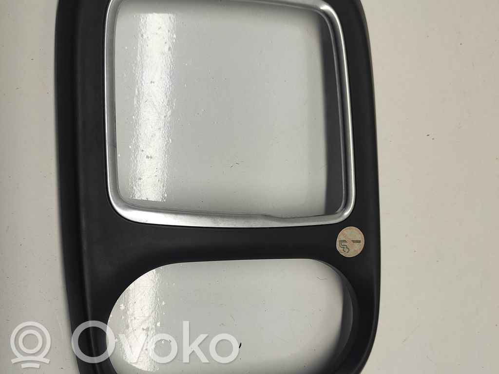 Autres éléments de console centrale   68494177AA,M86918,48876A,75893