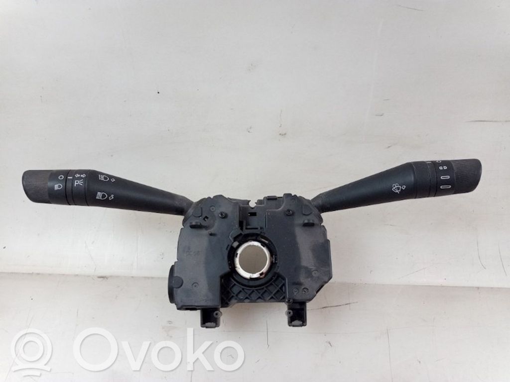 Fiat Doblo Interruptores/botones de la columna de dirección 