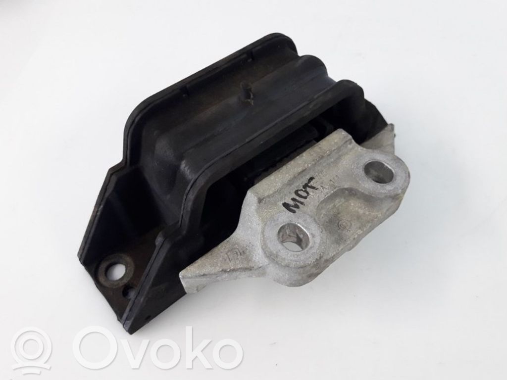 Engine mount bracket   521130015,521130015