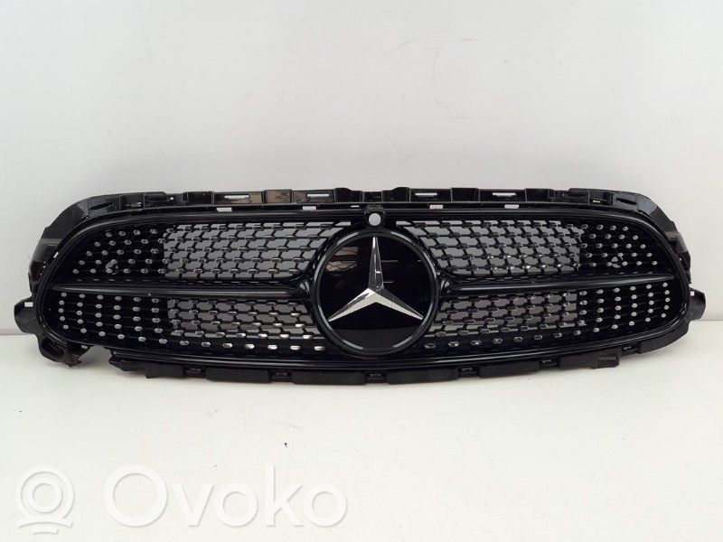 Mercedes-Benz E W238 Etusäleikkö 