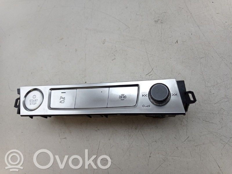 Audi e-tron Engine start stop button switch 