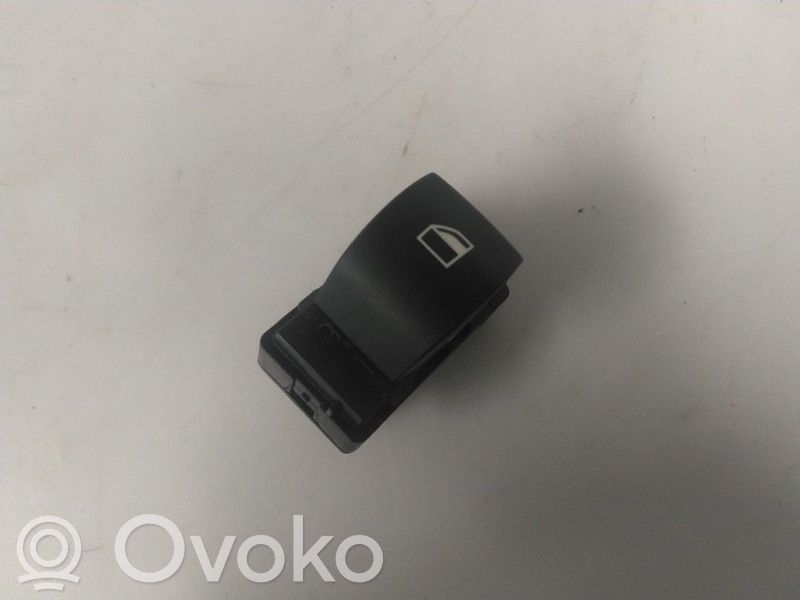 Electric window control switch   6945874,15939900,15939900,6945874