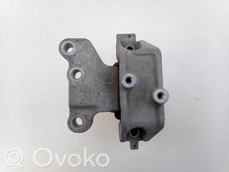 Mitsubishi Outlander Gearbox mounting bracket 