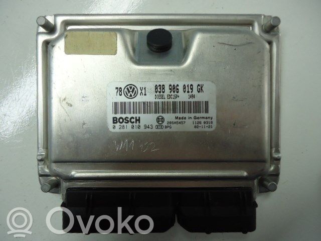 Volkswagen PASSAT B5.5 Unitate/modul comandă injecție 