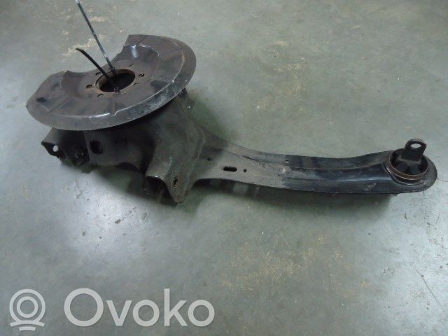 Volvo V50 Galinė svirtis 
