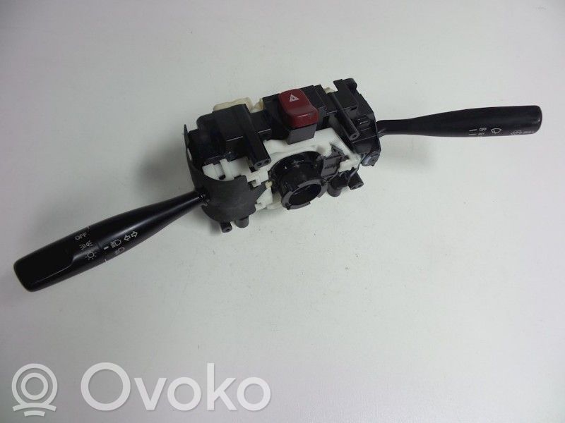 Suzuki Wagon R+ Steering wheel buttons/switches 