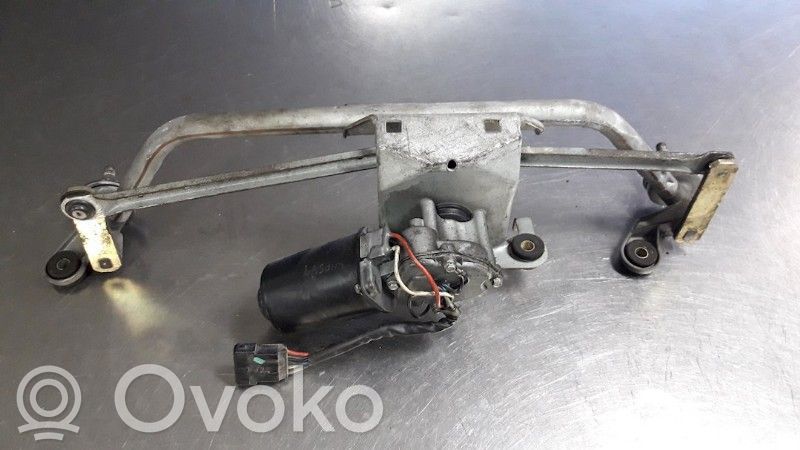 Wischergestänge Wischermotor vorne