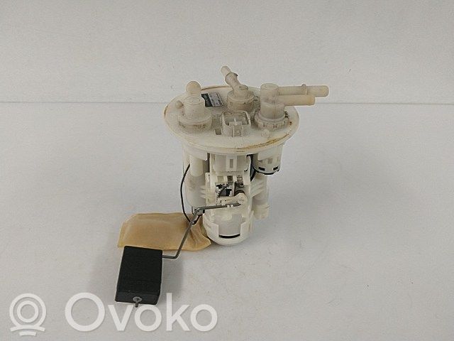 Suzuki Alto Pompa paliwa w zbiorniku 