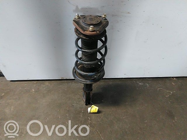 Toyota Corolla E120 E130 Priekšpusē amortizators ar atsperi 