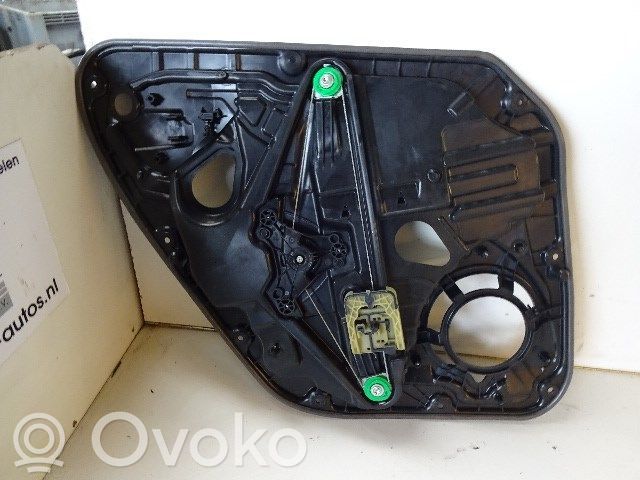 Volvo V40 Ręczny podnośnik szyby drzwi tylnych 