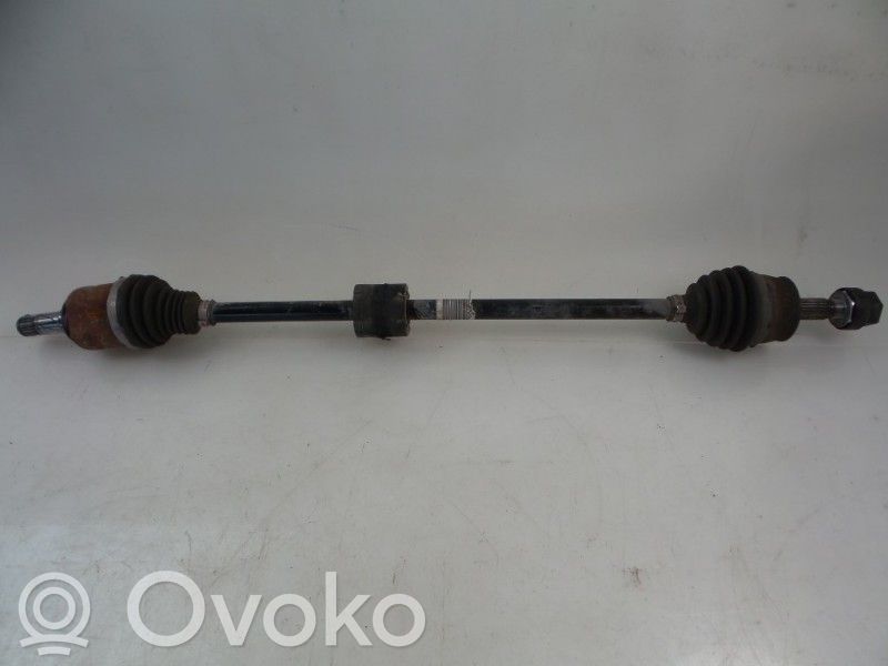 Opel Corsa D Półoś przednia 