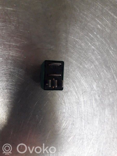 BMW 1 E81 E87 Other relay 