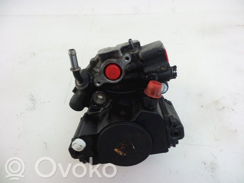 Mercedes-Benz C W205 Mechanical fuel pump 