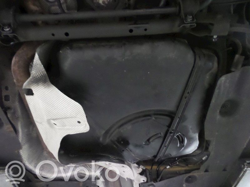 Volvo V40 Polttoainesäiliö 