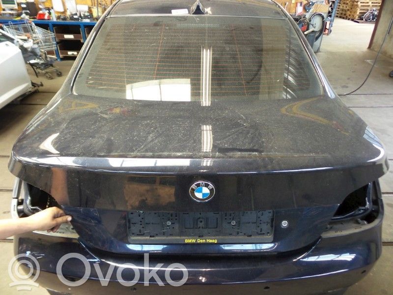 Tailgate/trunk/boot lid