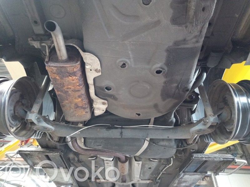 Skoda Fabia Mk2 (5J) Eje trasero 