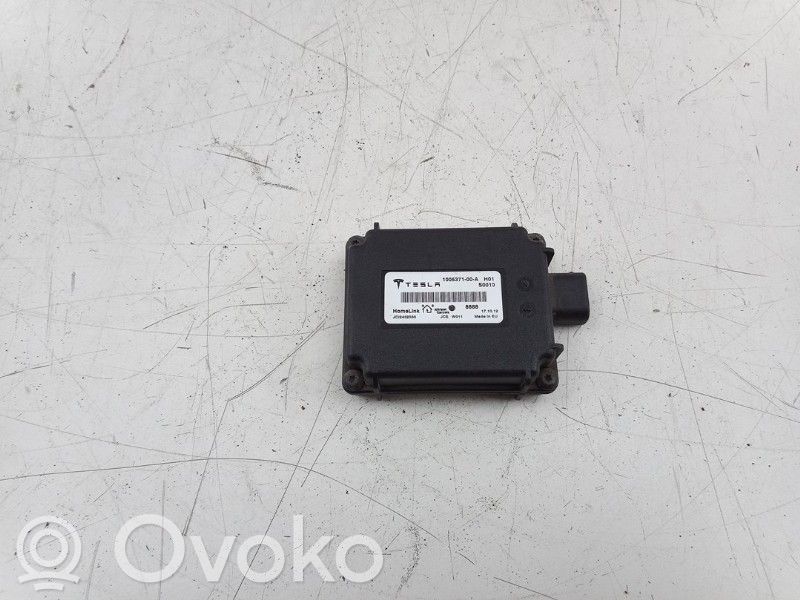 Tesla Model S Other control units/modules 
